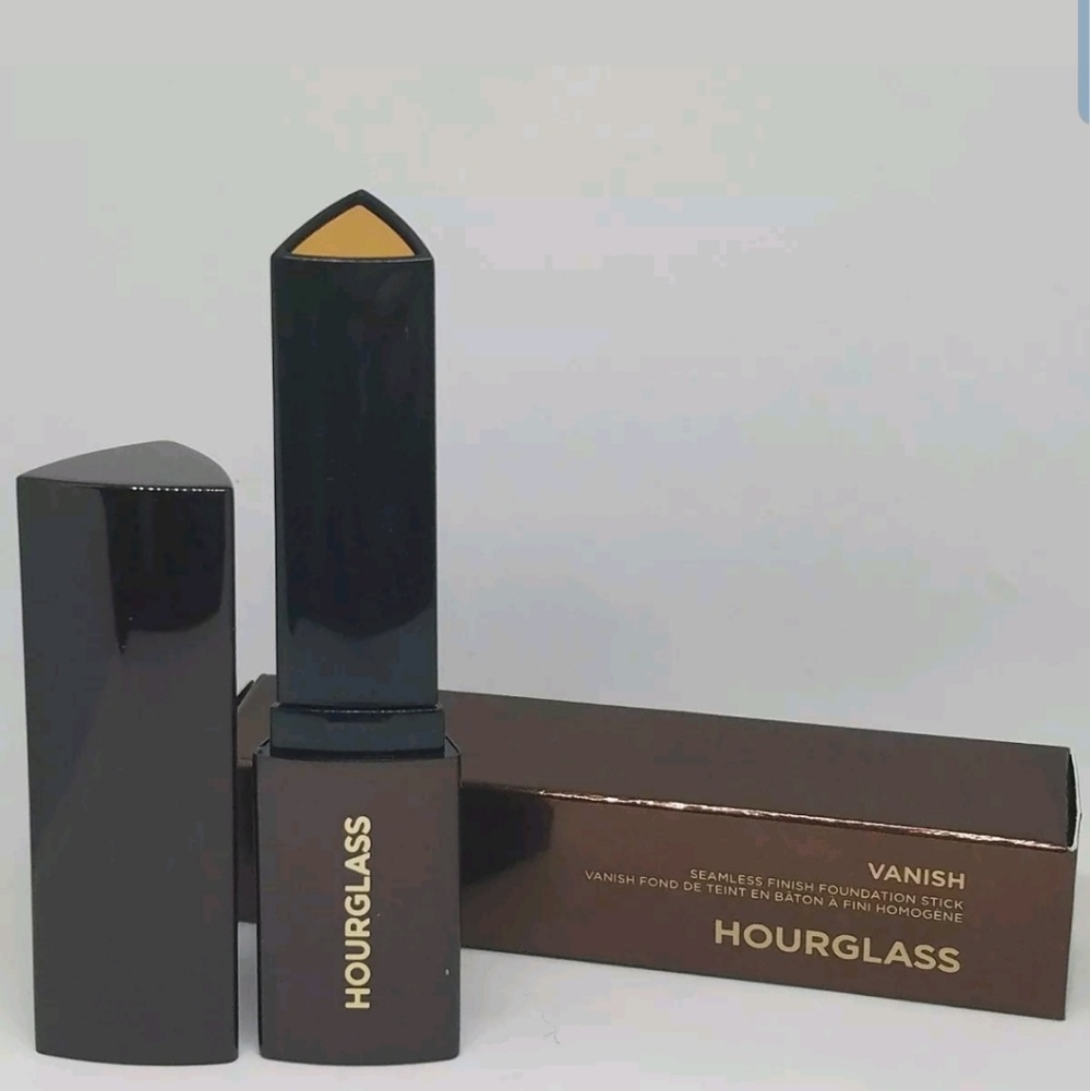 Hourglass Vanish AMBER 🆕️ foundation full size